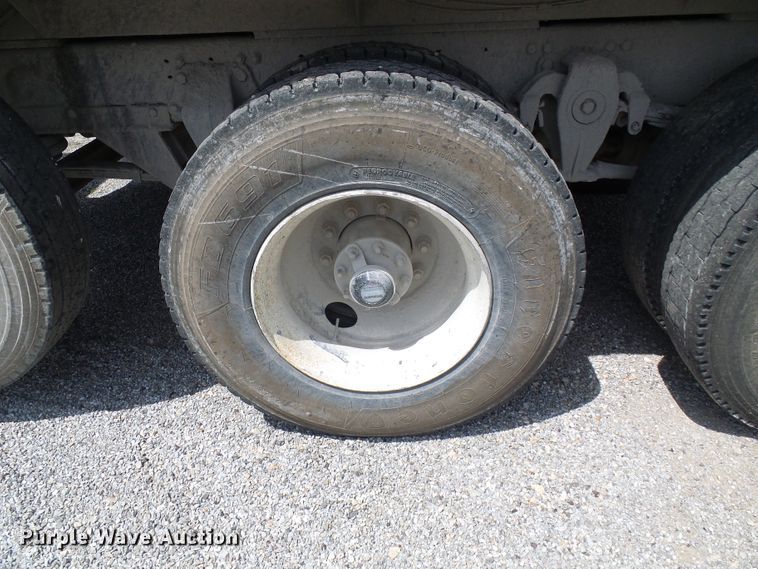 image for item DB2217 1995 Freightliner FLD dump truck