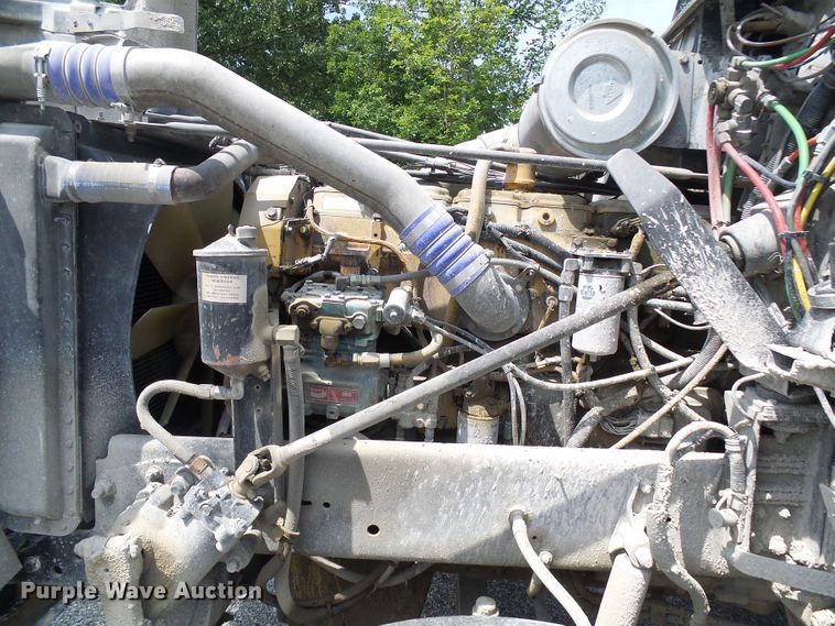 image for item DB2217 1995 Freightliner FLD dump truck