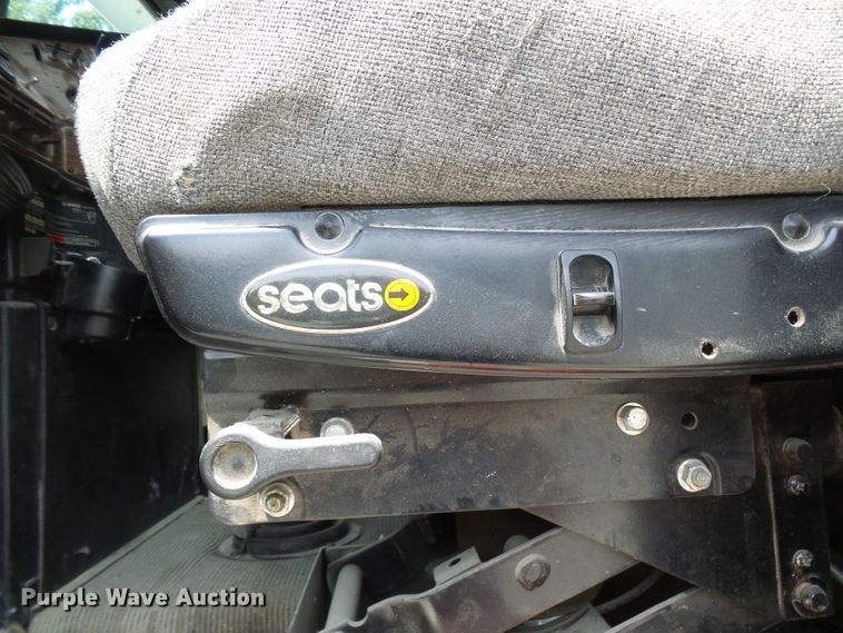 image for item DB2217 1995 Freightliner FLD dump truck