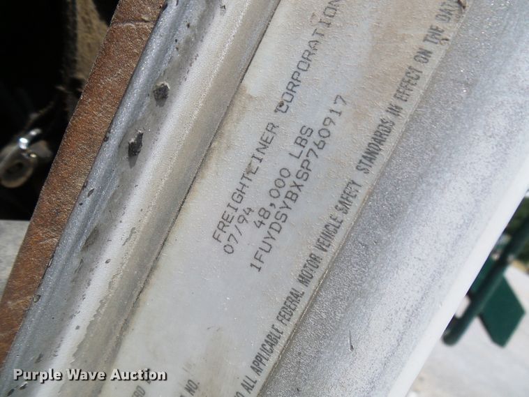 image for item DB2217 1995 Freightliner FLD dump truck