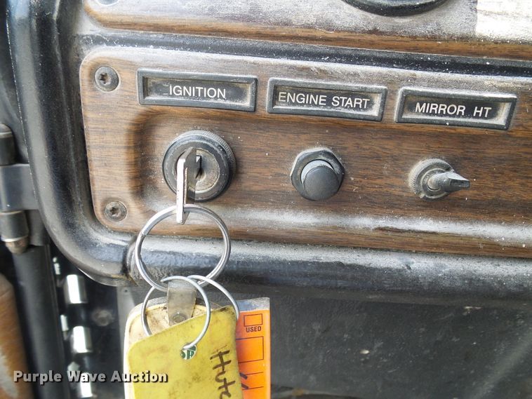 image for item DB2217 1995 Freightliner FLD dump truck