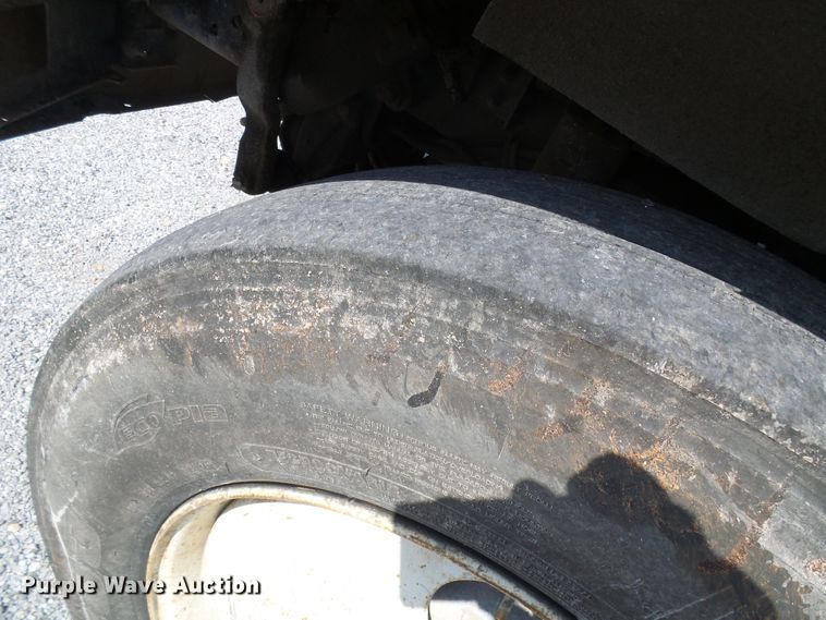 image for item DB2220 1993 Freightliner FLD dump truck