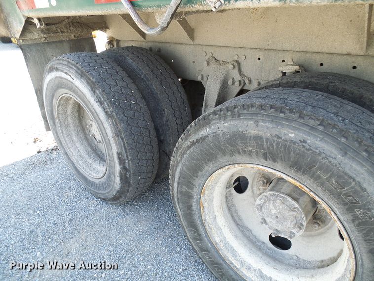 image for item DB2220 1993 Freightliner FLD dump truck