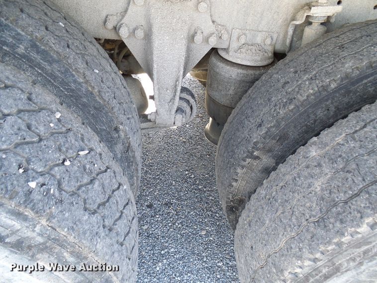 image for item DB2220 1993 Freightliner FLD dump truck