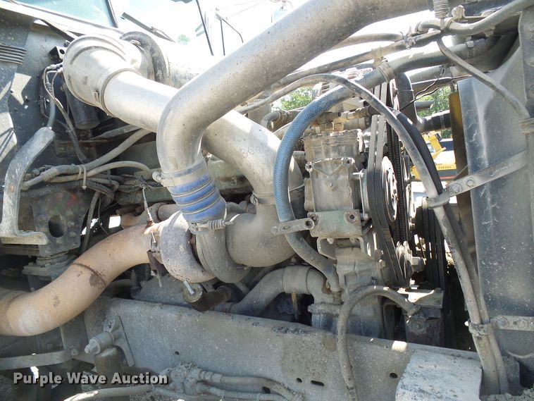 image for item DB2220 1993 Freightliner FLD dump truck