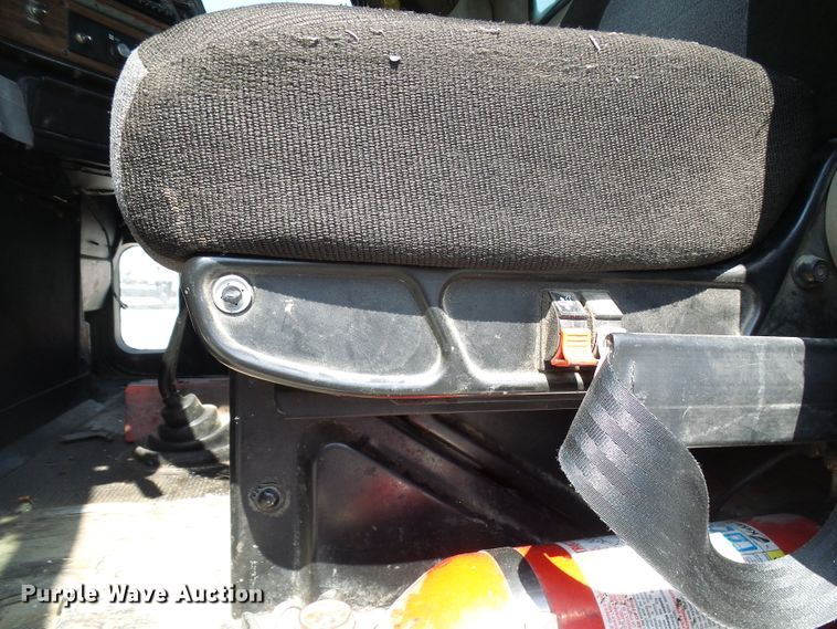 image for item DB2220 1993 Freightliner FLD dump truck