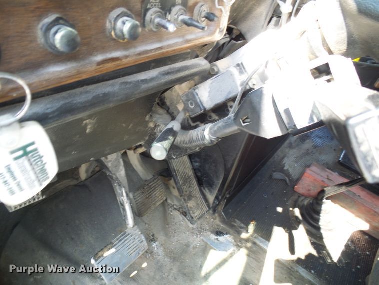 image for item DB2220 1993 Freightliner FLD dump truck