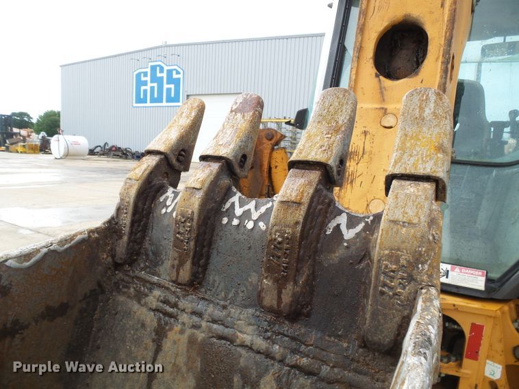 image for item DB2225 2001 Case 580 Super M backhoe