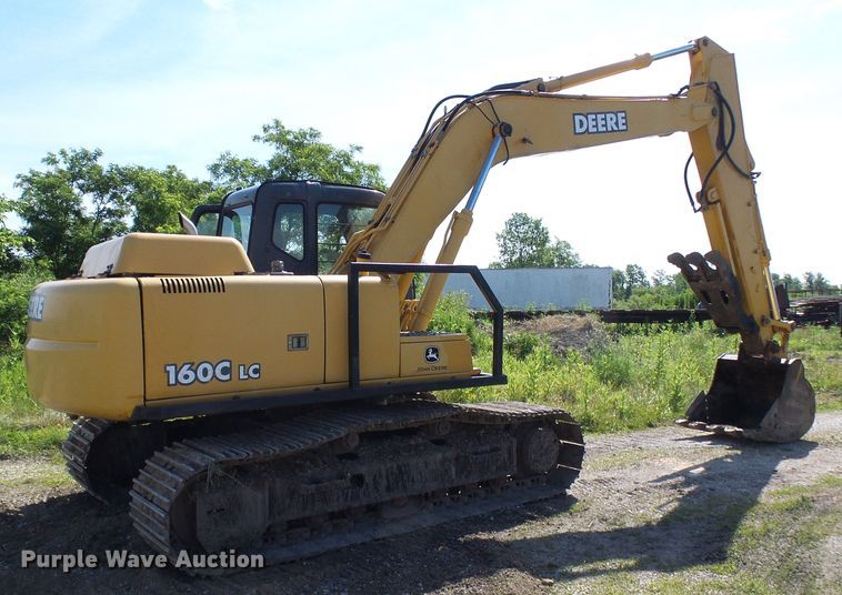 image for item DB2226 2003 John Deere 160C LC excavator