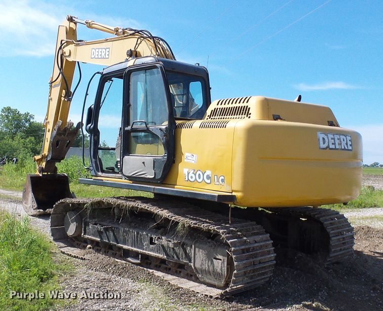 image for item DB2226 2003 John Deere 160C LC excavator