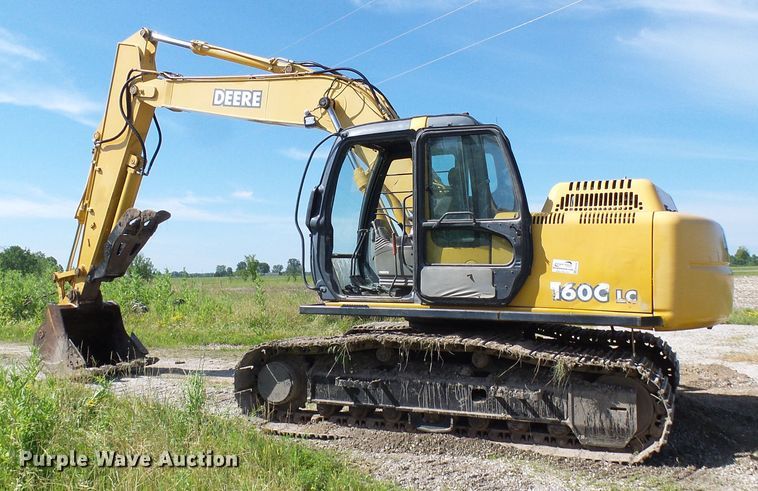 image for item DB2226 2003 John Deere 160C LC excavator