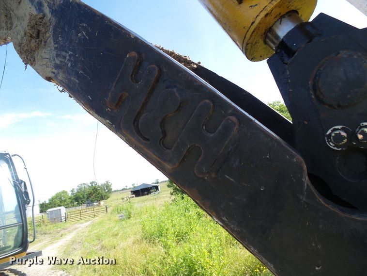 image for item DB2226 2003 John Deere 160C LC excavator