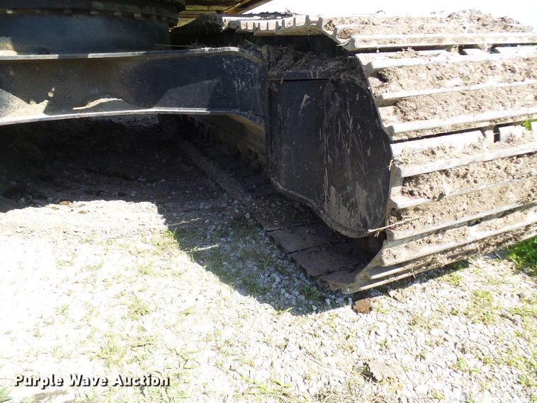 image for item DB2226 2003 John Deere 160C LC excavator