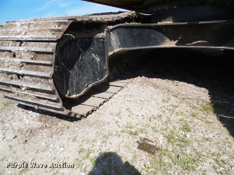 image for item DB2226 2003 John Deere 160C LC excavator