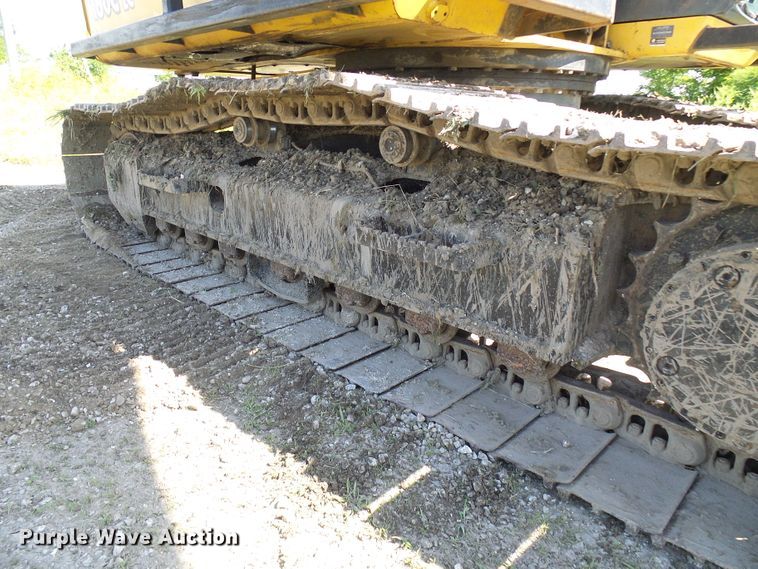 image for item DB2226 2003 John Deere 160C LC excavator