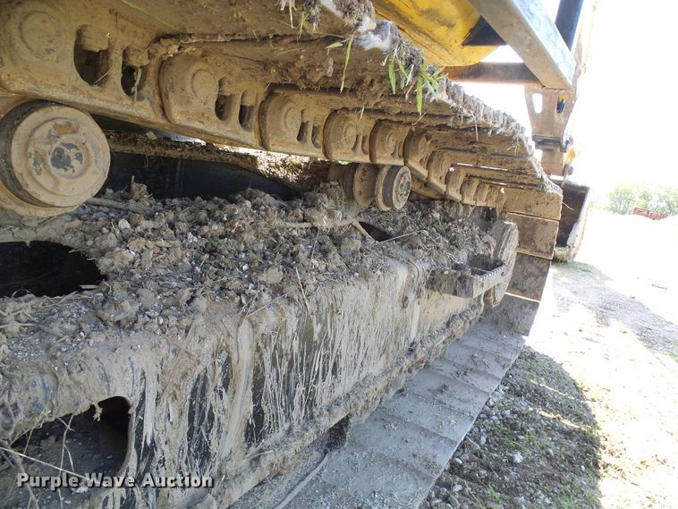 image for item DB2226 2003 John Deere 160C LC excavator