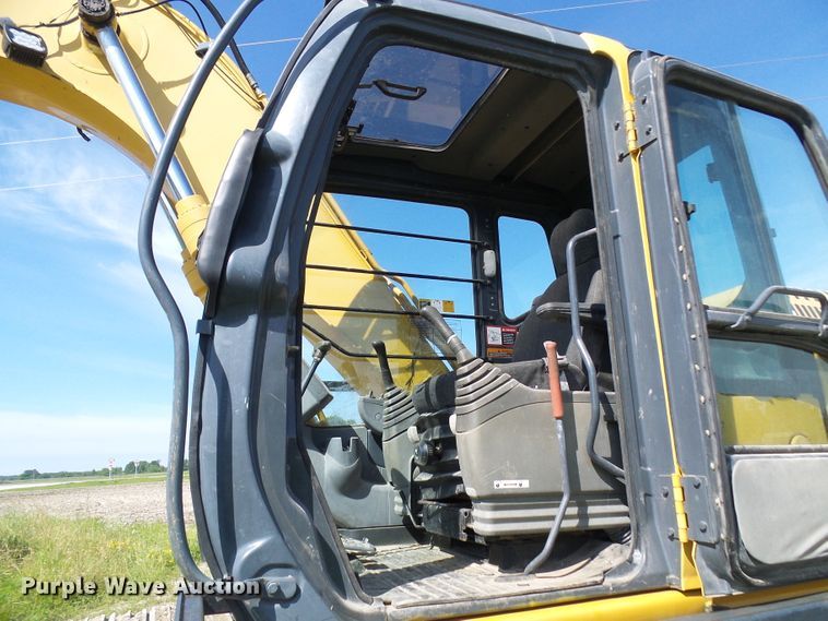 image for item DB2226 2003 John Deere 160C LC excavator