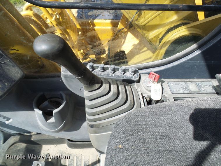 image for item DB2226 2003 John Deere 160C LC excavator