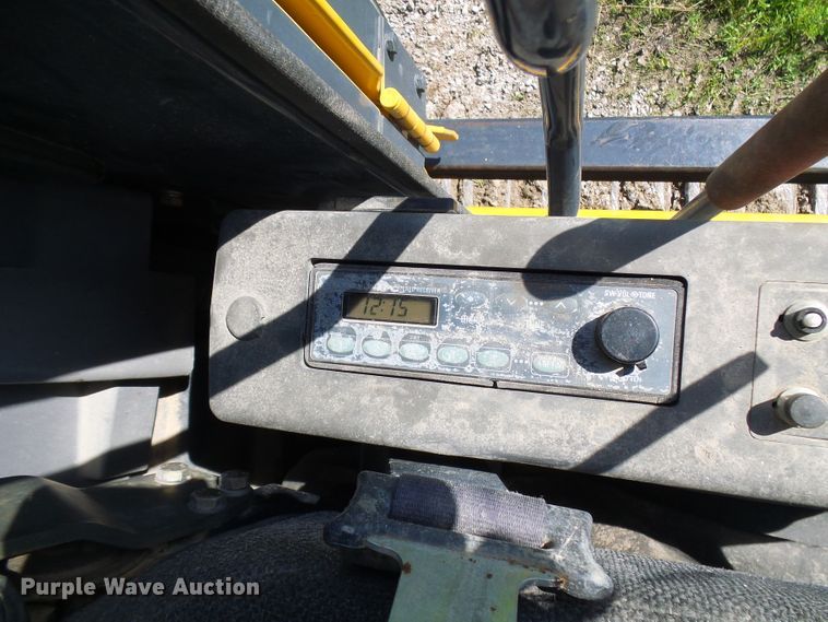 image for item DB2226 2003 John Deere 160C LC excavator