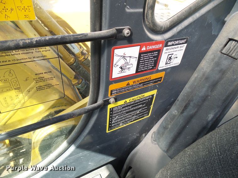 image for item DB2226 2003 John Deere 160C LC excavator