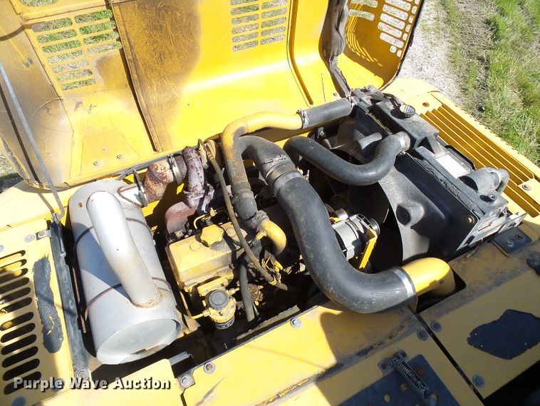 image for item DB2226 2003 John Deere 160C LC excavator