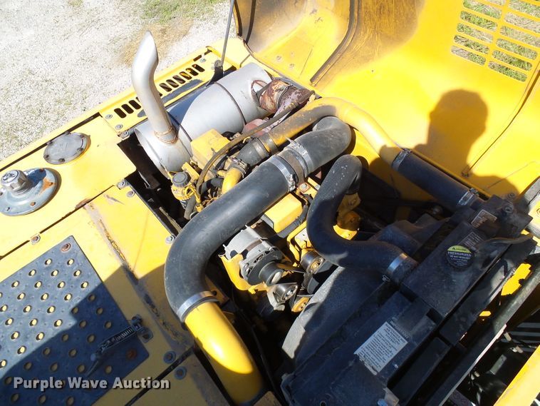 image for item DB2226 2003 John Deere 160C LC excavator