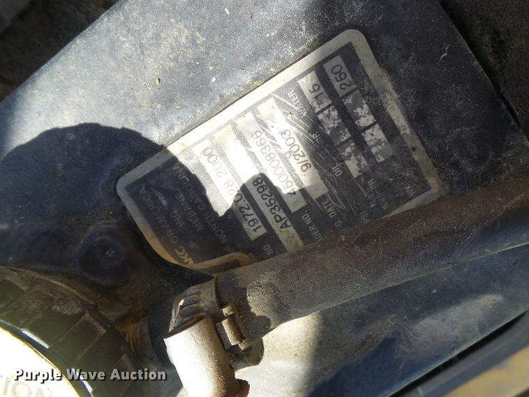 image for item DB2226 2003 John Deere 160C LC excavator