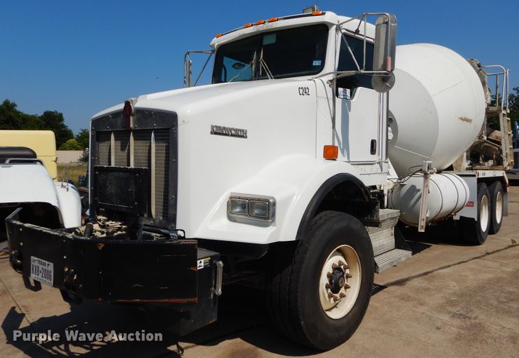 image for item DC0231 2008 Kenworth T800 ready mix truck