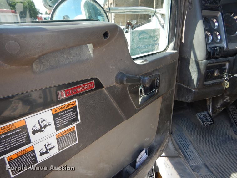 image for item DC0231 2008 Kenworth T800 ready mix truck