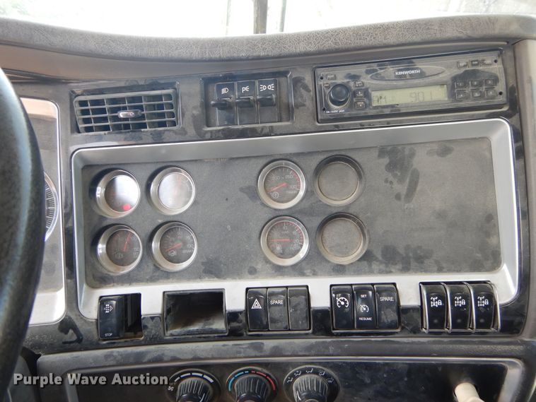 image for item DC0231 2008 Kenworth T800 ready mix truck