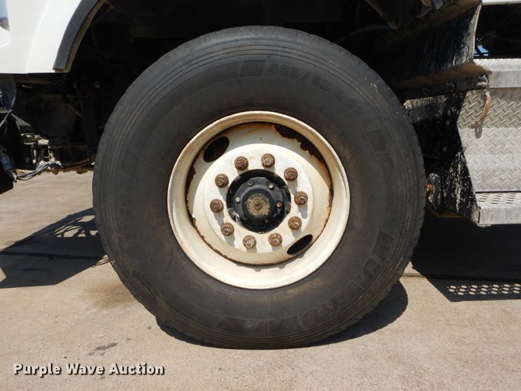 image for item DC0231 2008 Kenworth T800 ready mix truck