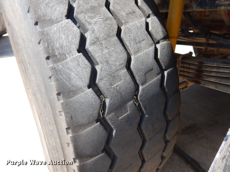 image for item DC0231 2008 Kenworth T800 ready mix truck