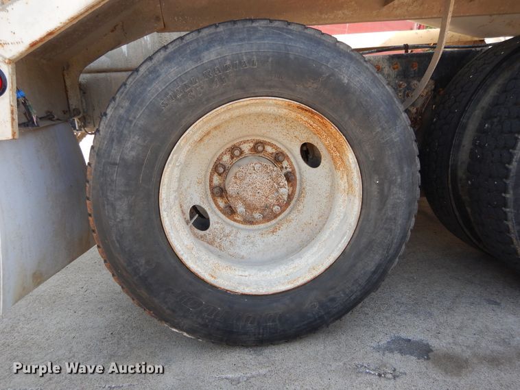 image for item DC0231 2008 Kenworth T800 ready mix truck