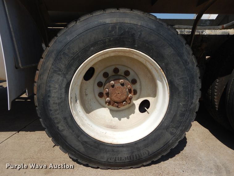 image for item DC0231 2008 Kenworth T800 ready mix truck