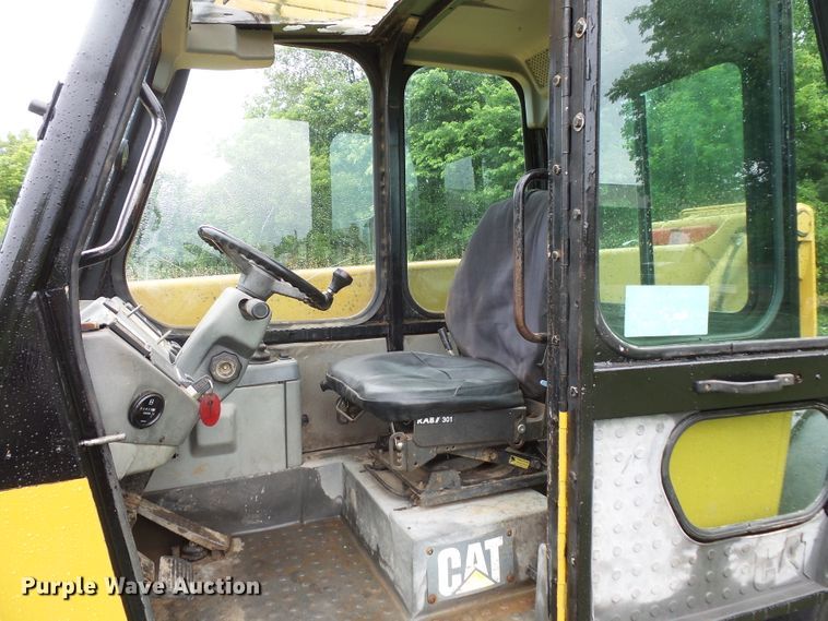 image for item DC4530 1996 Caterpillar TH83 telehandler