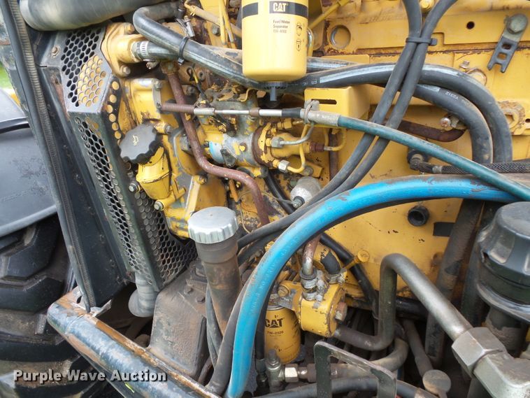 image for item DC4530 1996 Caterpillar TH83 telehandler