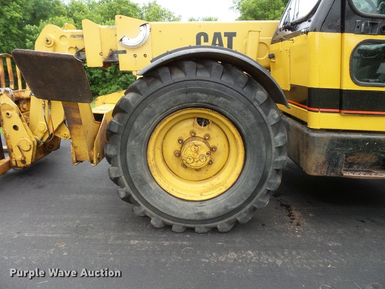 image for item DC4530 1996 Caterpillar TH83 telehandler