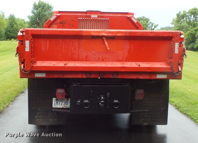 image for item DC4531 2000 Ford F550 Super Duty dump truck