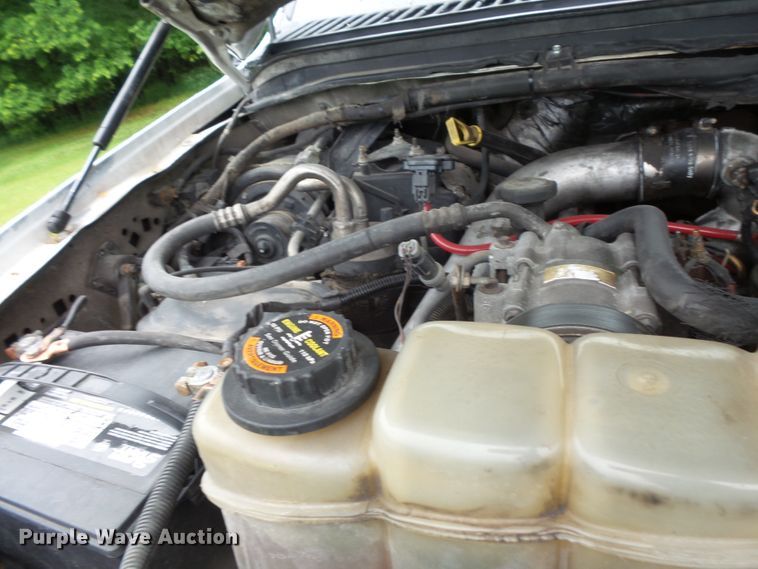 image for item DC4531 2000 Ford F550 Super Duty dump truck