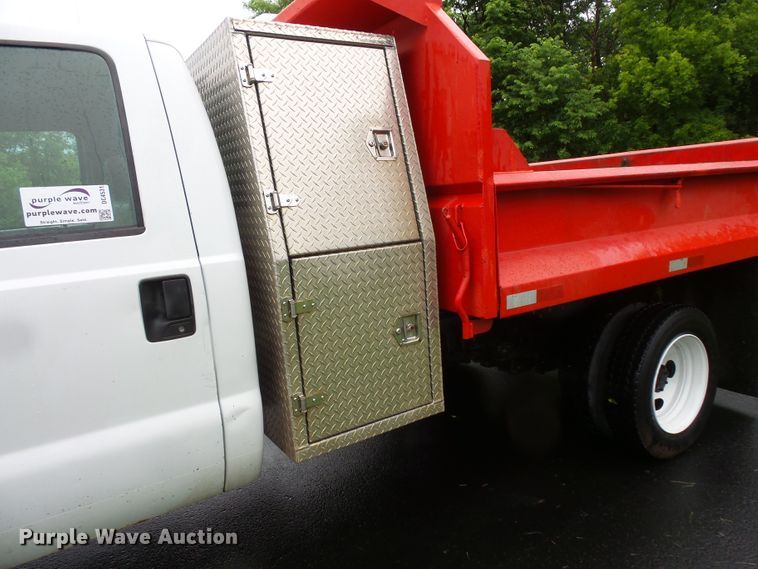 image for item DC4531 2000 Ford F550 Super Duty dump truck