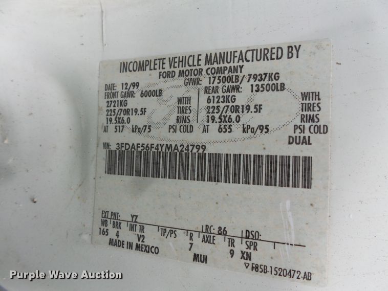 image for item DC4531 2000 Ford F550 Super Duty dump truck