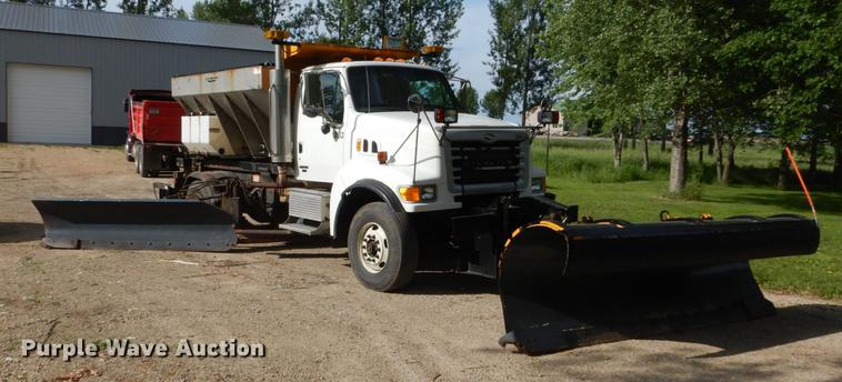 image for item DC4547 2007 Sterling L8500 hook truck with three beds