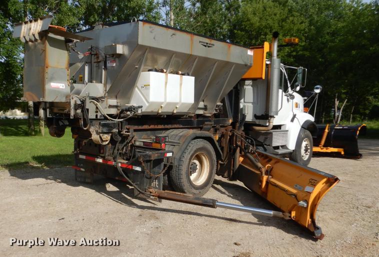 image for item DC4547 2007 Sterling L8500 hook truck with three beds