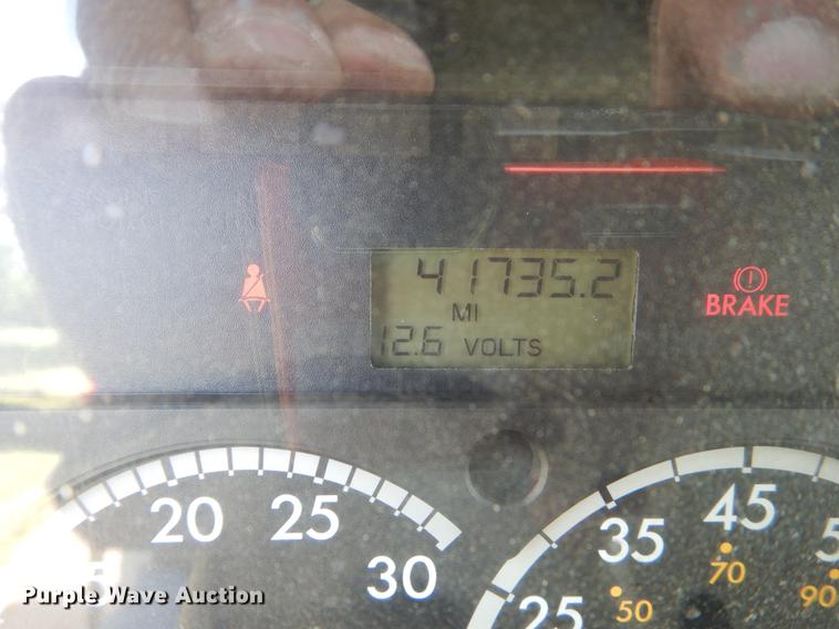 image for item DC4547 2007 Sterling L8500 hook truck with three beds