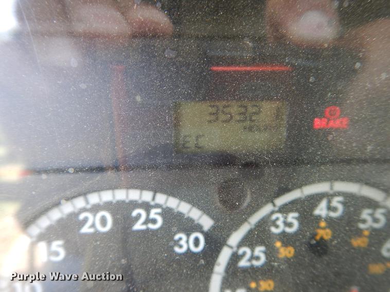 image for item DC4547 2007 Sterling L8500 hook truck with three beds