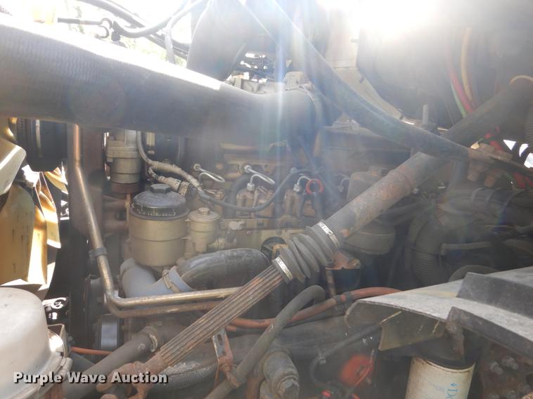 image for item DC4547 2007 Sterling L8500 hook truck with three beds