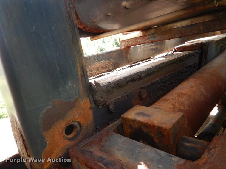 image for item DC4547 2007 Sterling L8500 hook truck with three beds