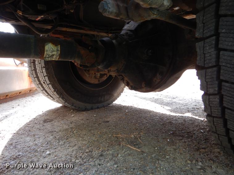 image for item DC4547 2007 Sterling L8500 hook truck with three beds