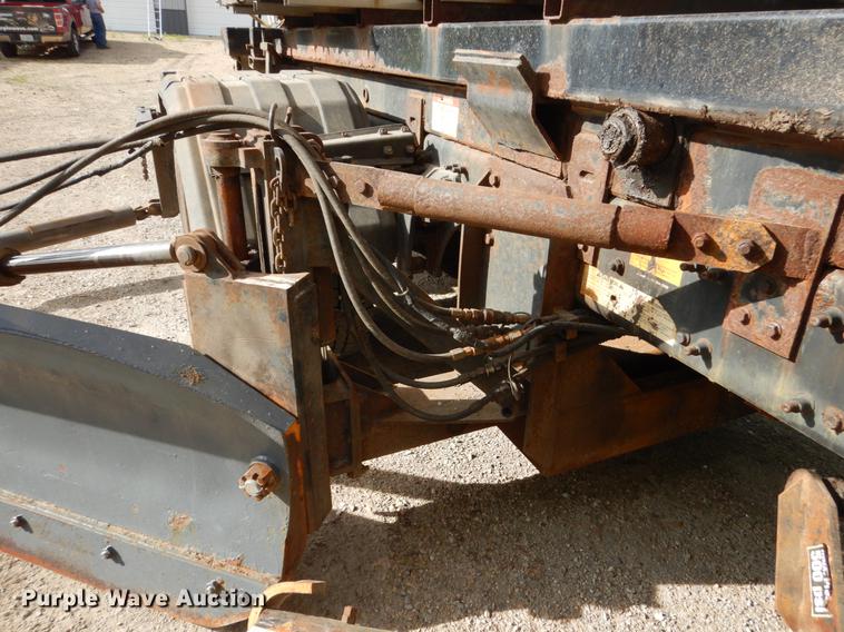 image for item DC4547 2007 Sterling L8500 hook truck with three beds