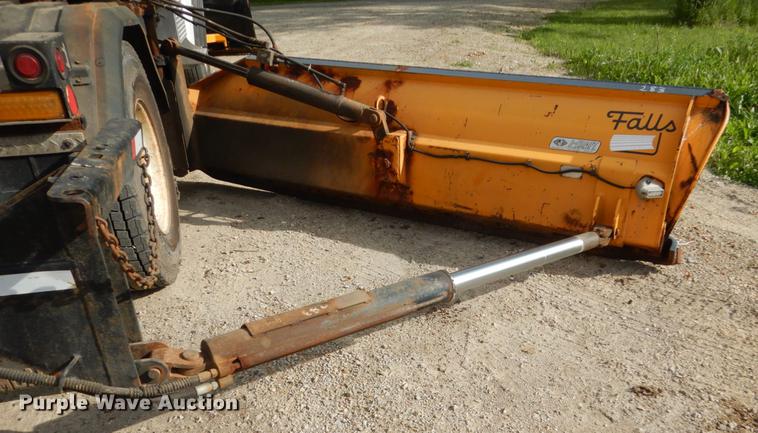 image for item DC4547 2007 Sterling L8500 hook truck with three beds